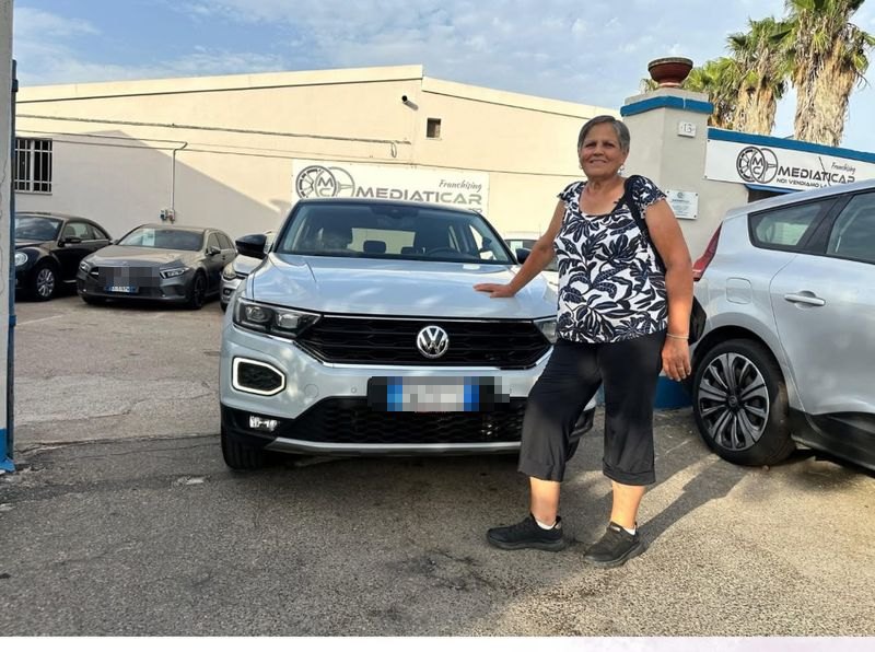Volkswagen T-Roc venduta e consegnata da Mediaticar Cagliari
